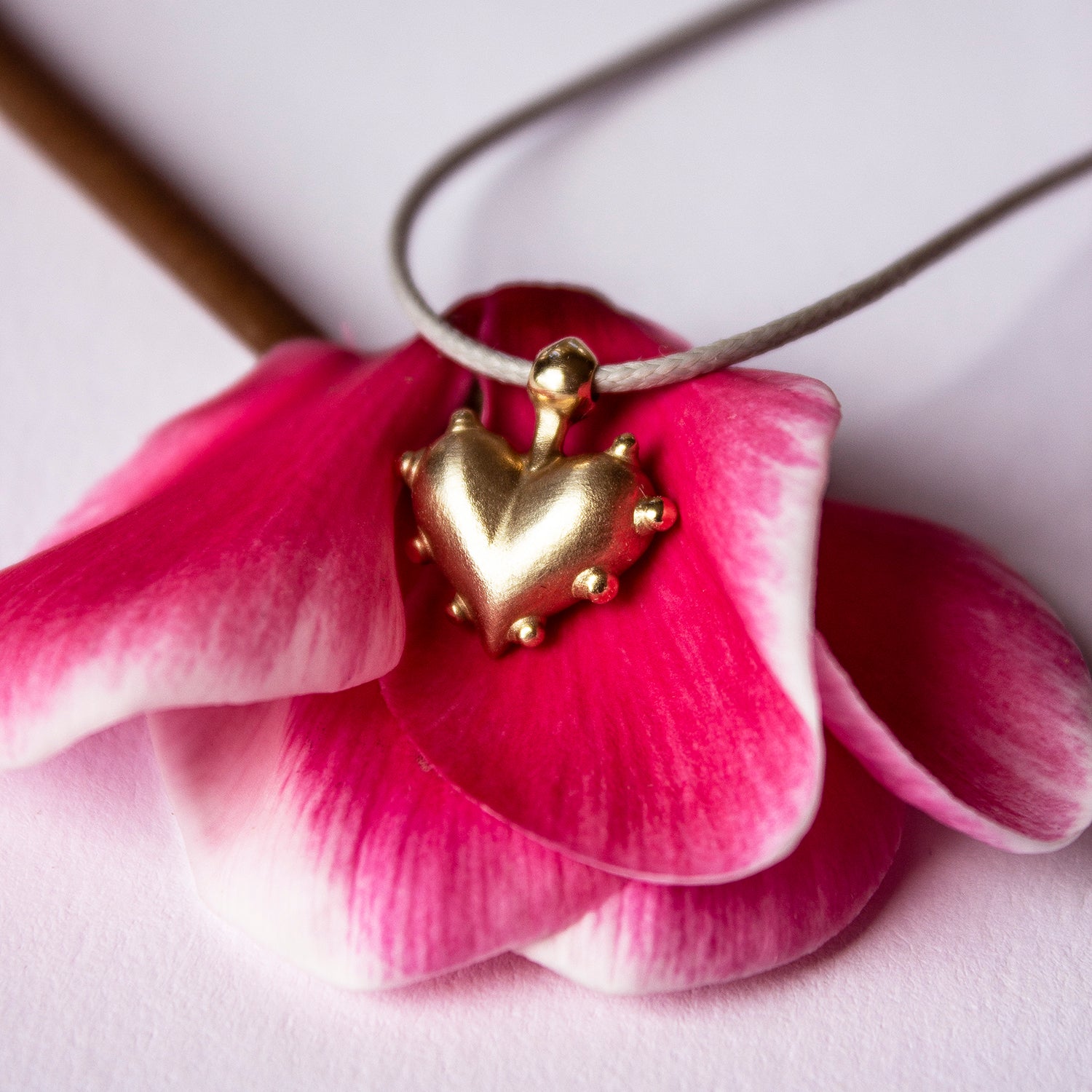 ELINA GLEIZER Gold Goth Heart