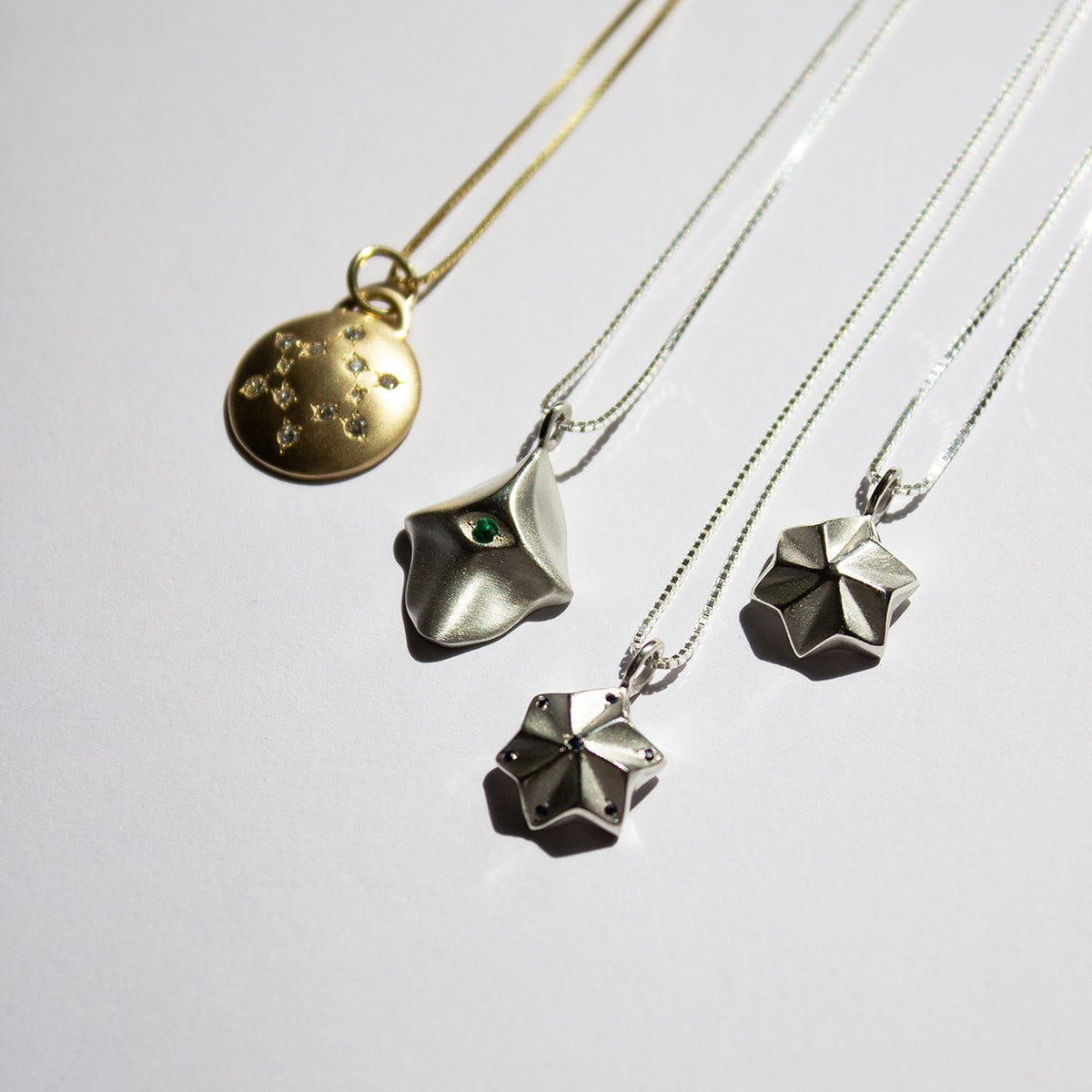 ELINA GLEIZER Hexagram Necklace