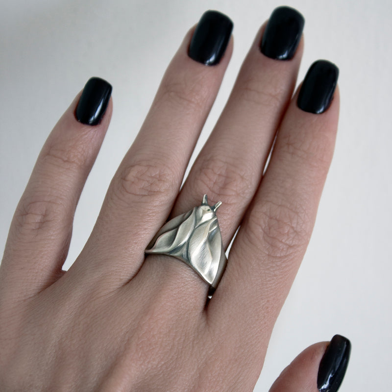 ELINA GLEIZER Sterling Silver Moth Ring