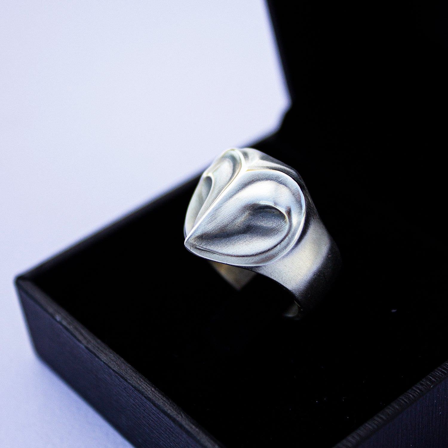 ELINA GLEIZER Barn Owl Ring