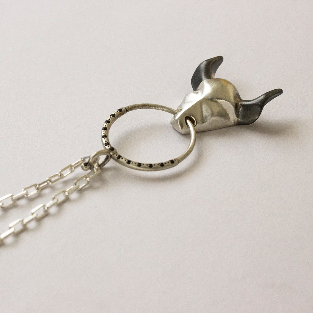 ELINA GLEIZER Bull Necklace with Black Diamonds