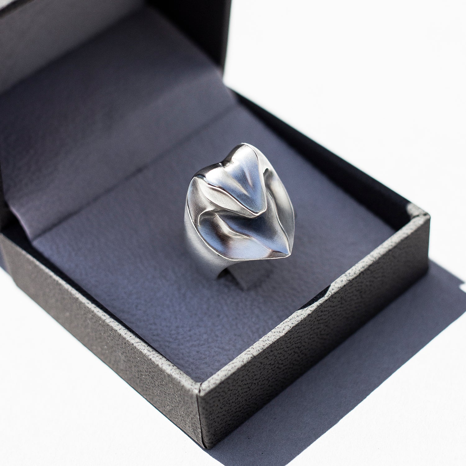 ELINA GLEIZER Cobra Ring