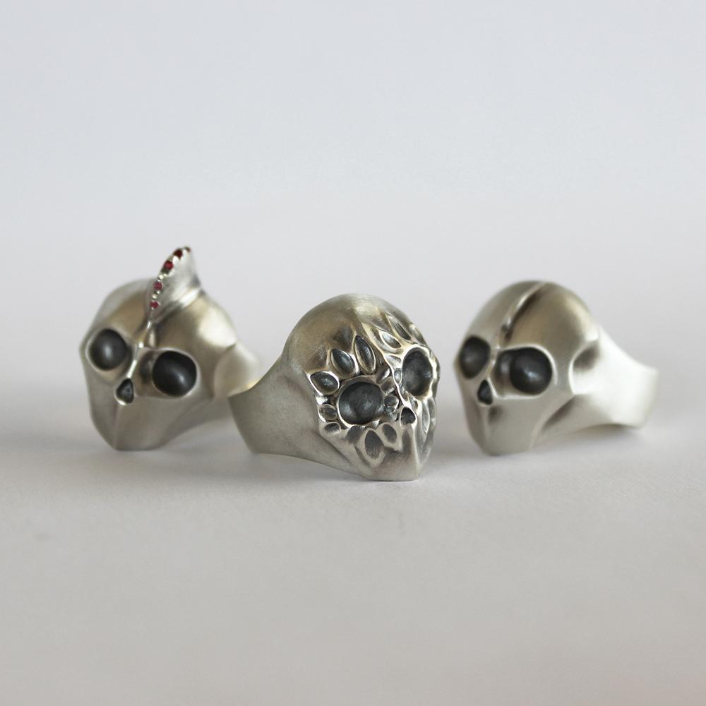 ELINA GLEIZER Flower Skull Ring