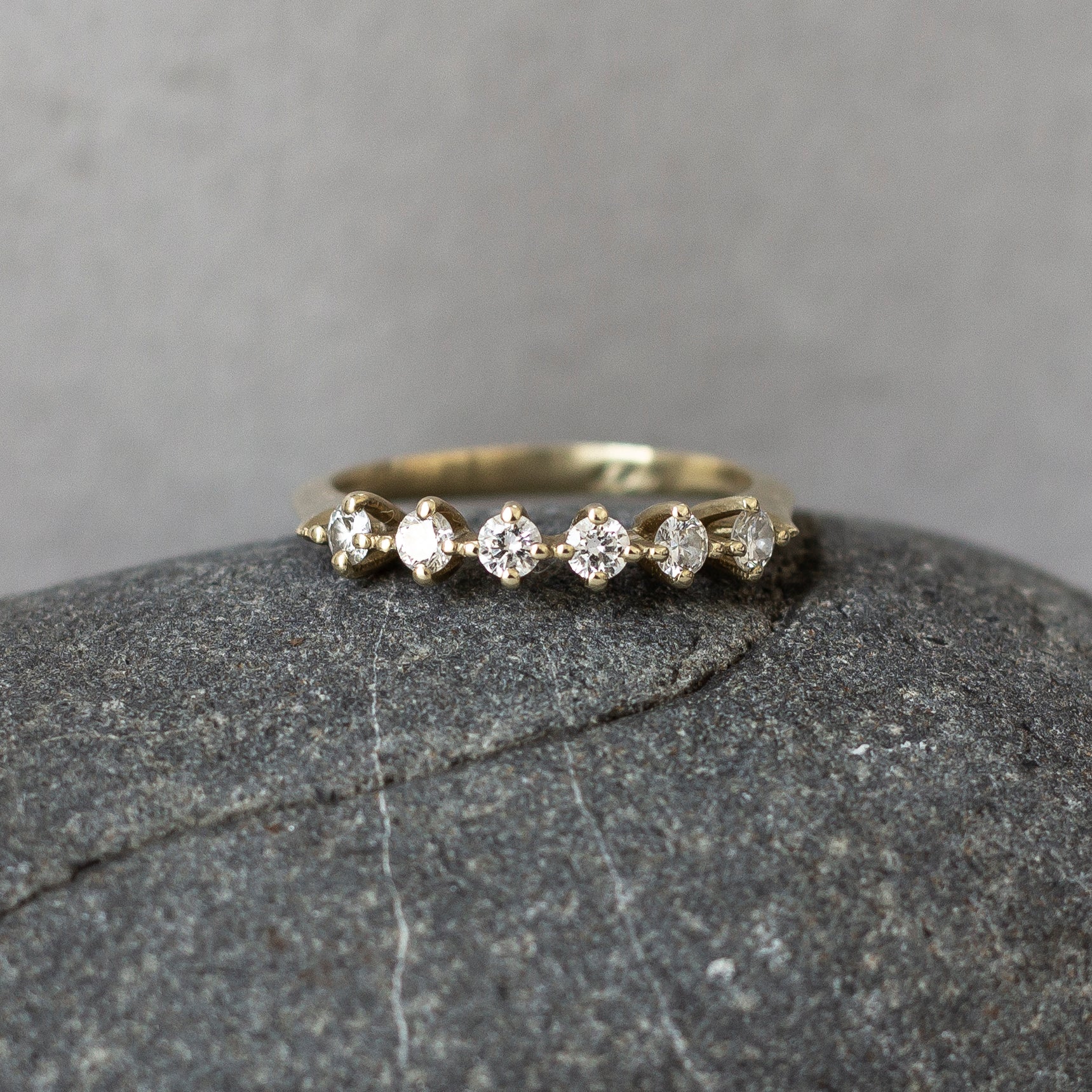 ELINA GLEIZER Gold Half Eternity Ring with Diamonds