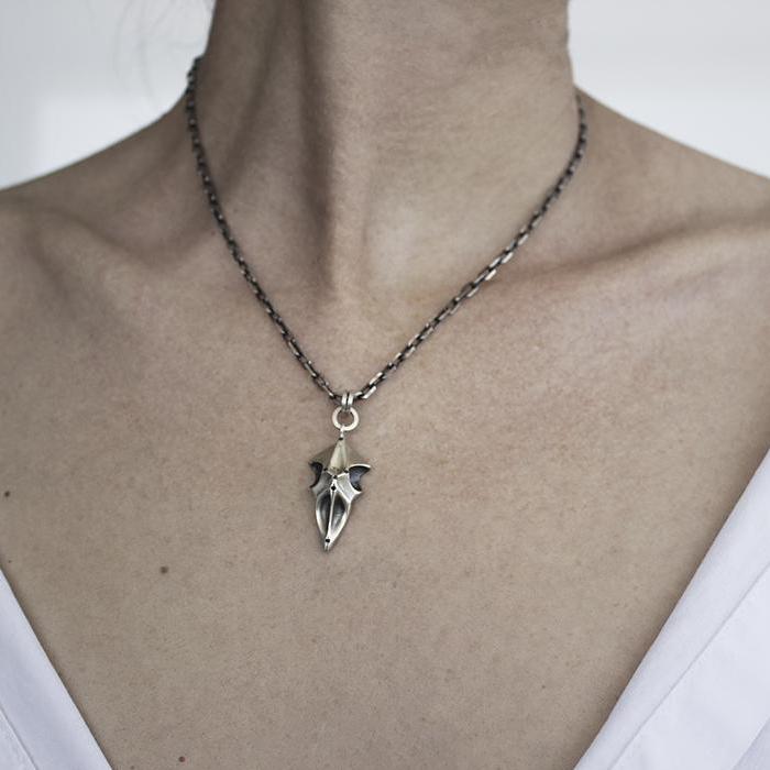 ELINA GLEIZER Jewelry Bird Skull Necklace with Black Spinel Setting