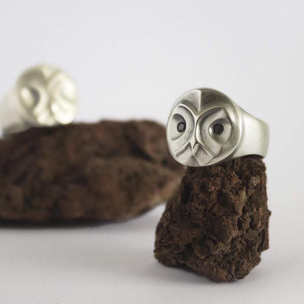 ELINA GLEIZER Jewelry Great Grey Owl Ring With Black Diamonds