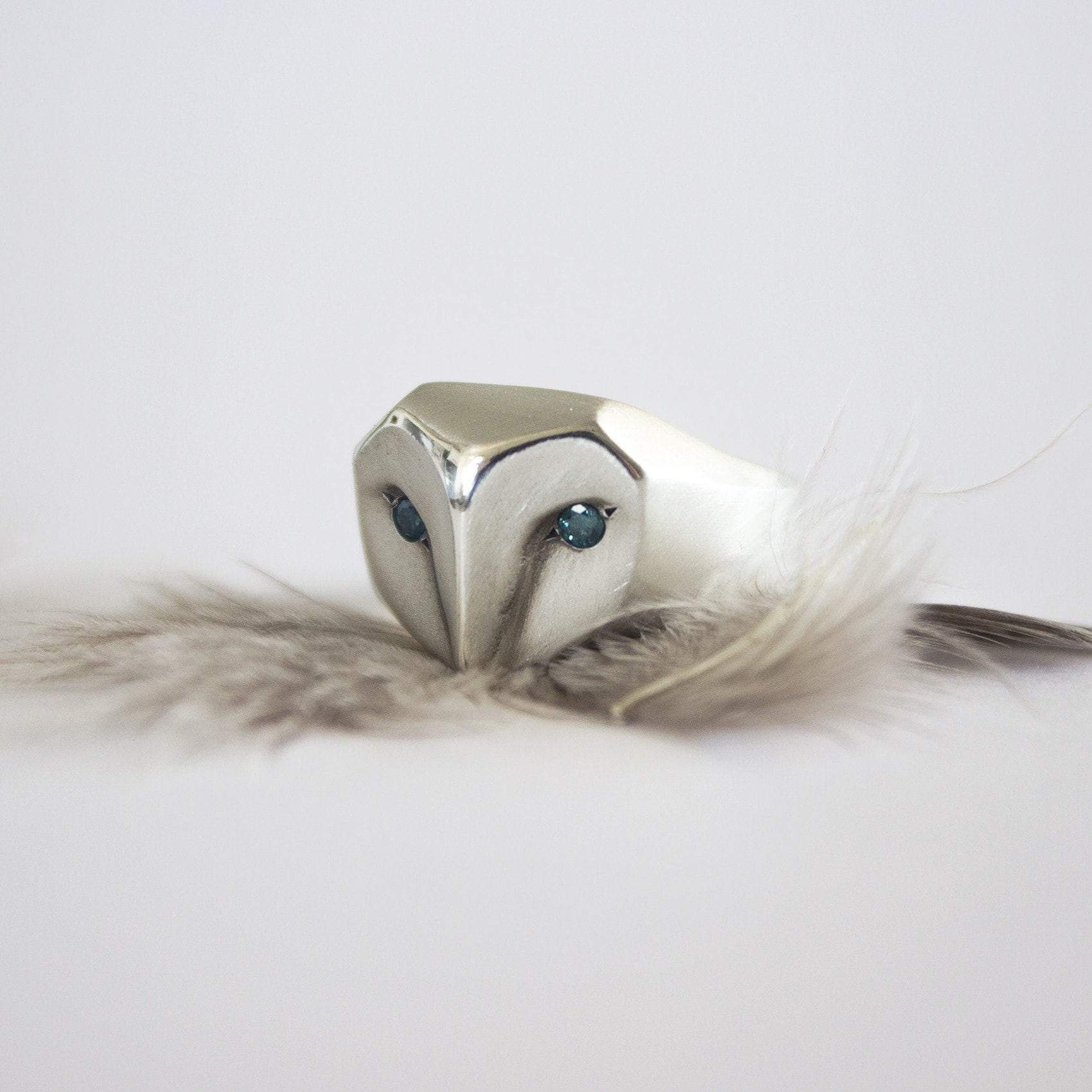 ELINA GLEIZER Jewelry Owl Ring with Ocean Blue Diamonds