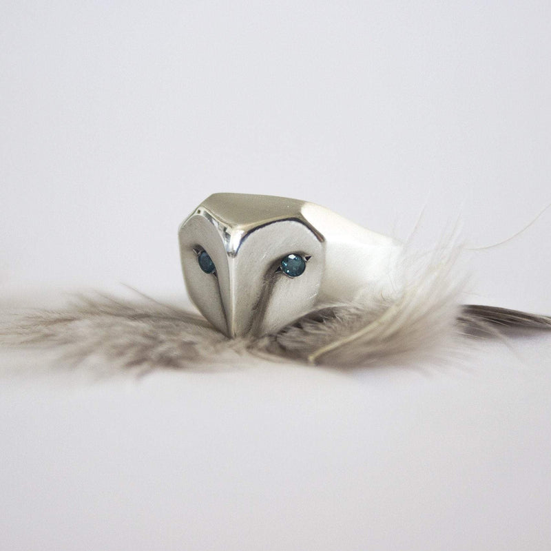 ELINA GLEIZER Jewelry Owl Ring with Ocean Blue Diamonds
