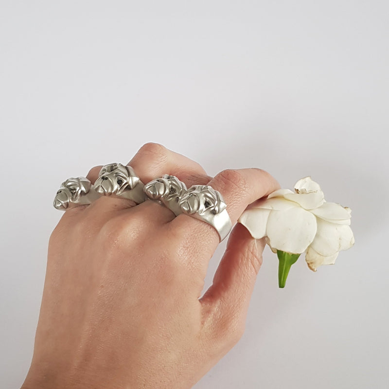 ELINA GLEIZER Jewelry Pug Ring with Champagne Diamonds