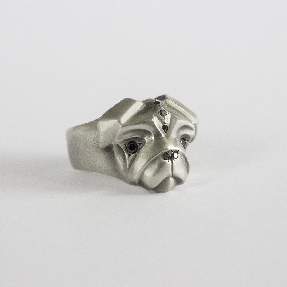 ELINA GLEIZER Jewelry Pug Ring with Fancy Black Diamonds Setting