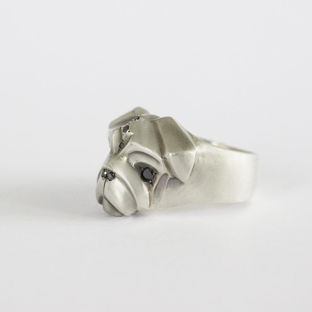 ELINA GLEIZER Jewelry Pug Ring with Fancy Black Diamonds Setting