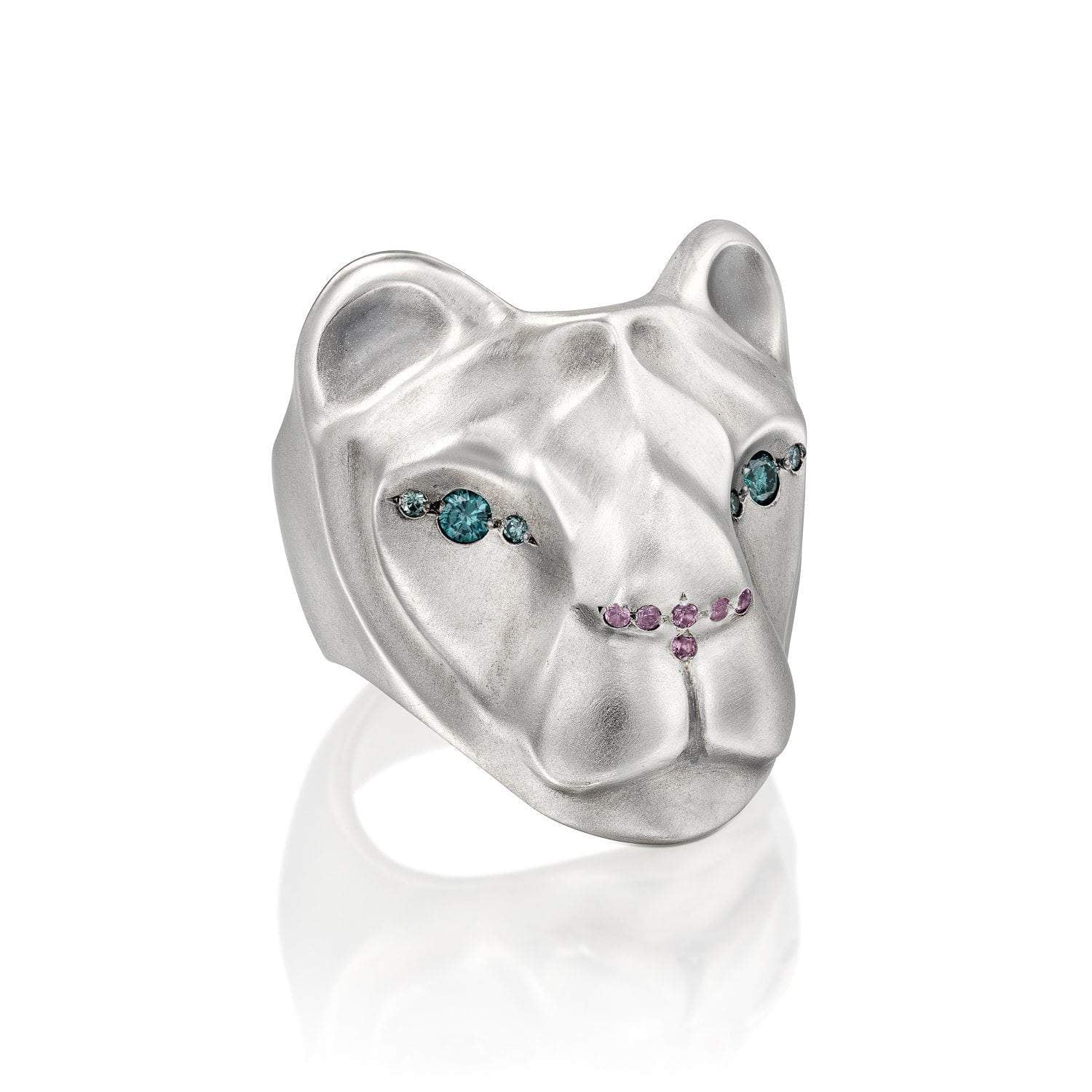 Lioness Ring with Blue Diamond eyes & Pink Nose