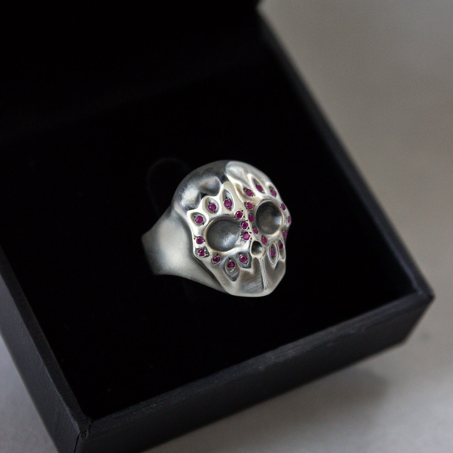 ELINA GLEIZER Ruby Flower Skull Ring