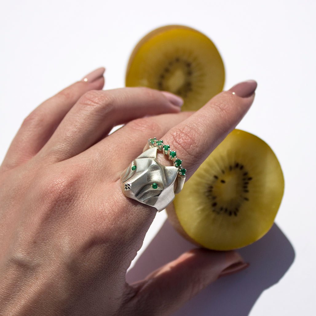 ELINA GLEIZER Silver & Emeralds Half Eternity ring