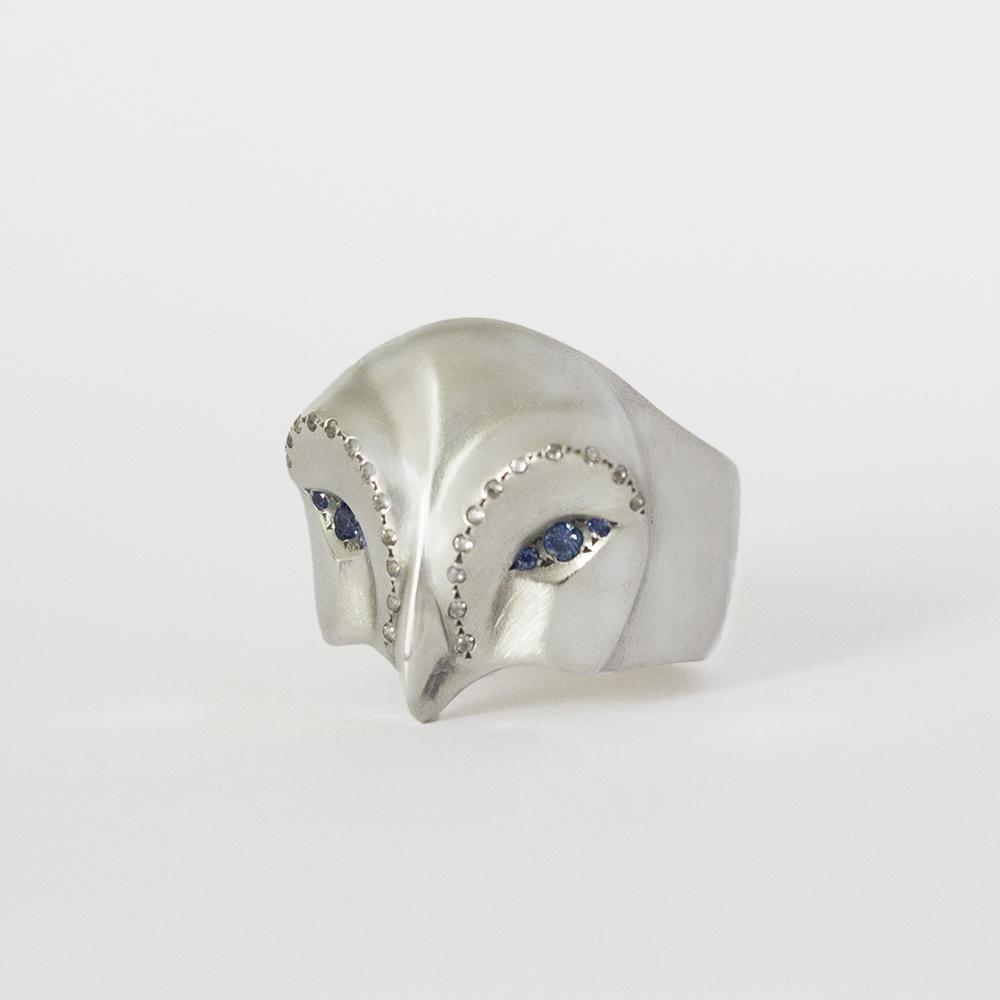 ELINA GLEIZER Snowy Owl Ring with Blue Sapphires and White Diamonds