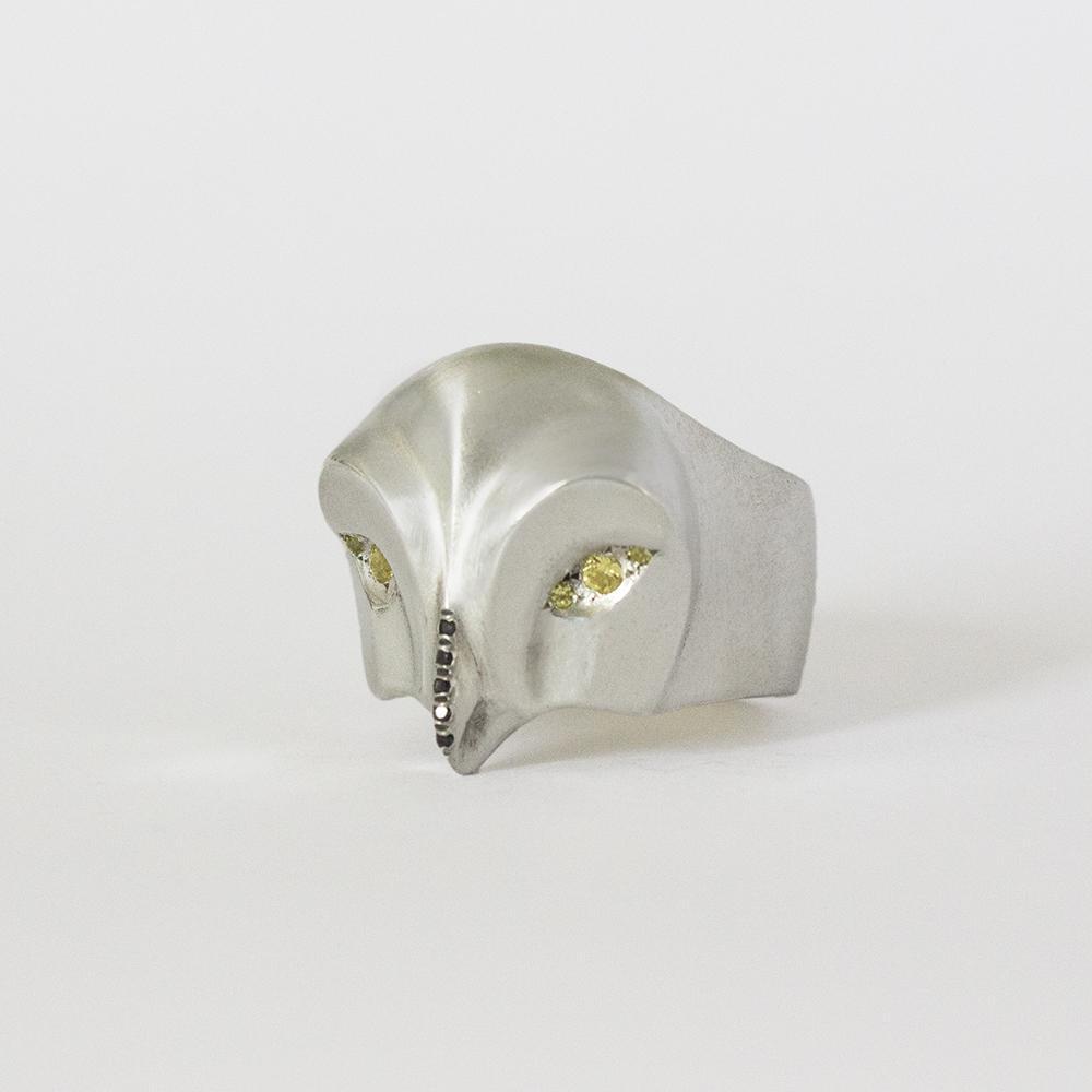 ELINA GLEIZER  Snowy Owl Ring with Yellow Sapphire Eyes and Black Beak