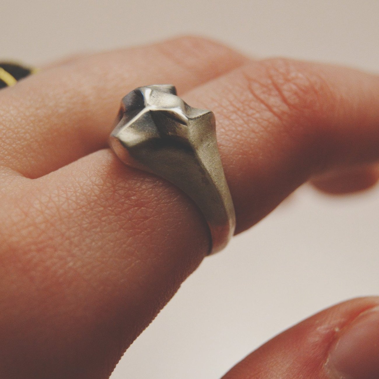 ___ Jewelry Wolf Ring