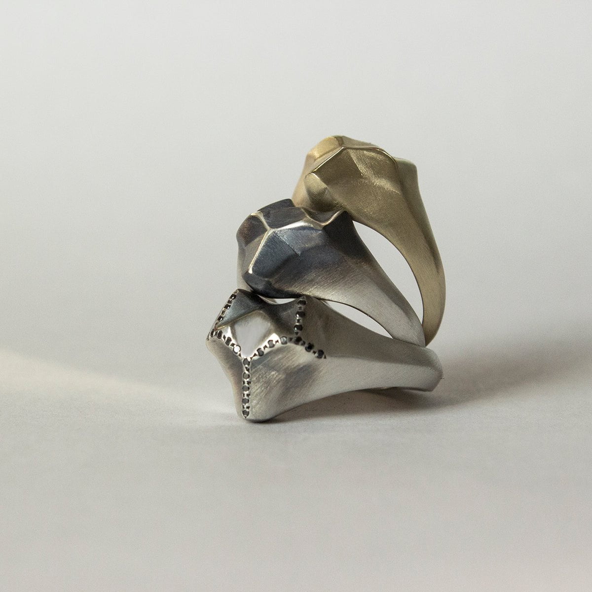 ___ Jewelry Wolf Ring with Black Diamonds