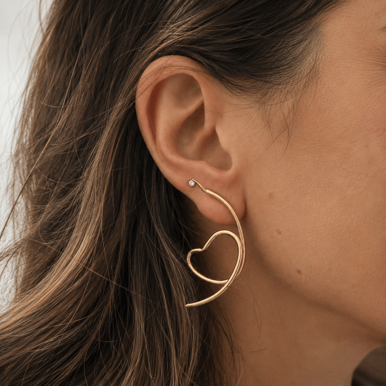 ELINA GLEIZER  Gold Heart Earring