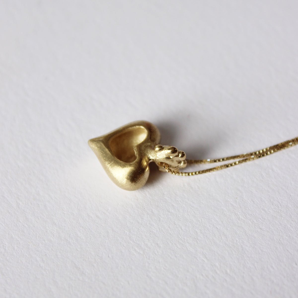 ELINA GLEIZER  Gold Heart Necklace