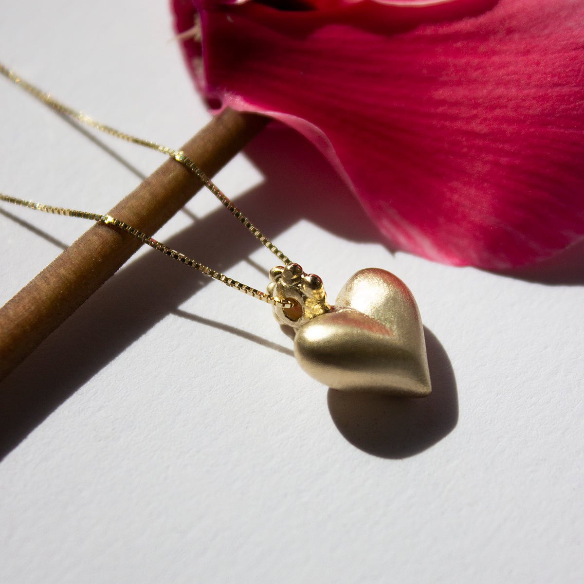 ELINA GLEIZER  Gold Heart Necklace