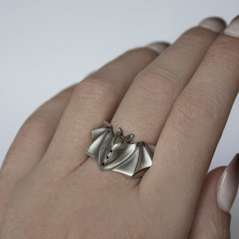 ELINA GLEIZER  Jewelry Silver Bat Ring with Black Diamonds
