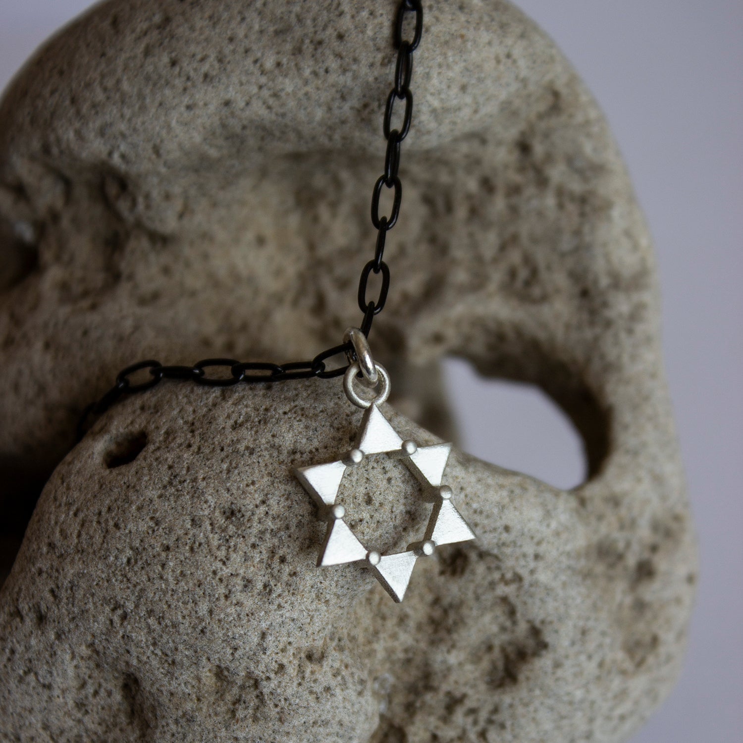 ELINA GLEIZER  necklace Geometric Star of David