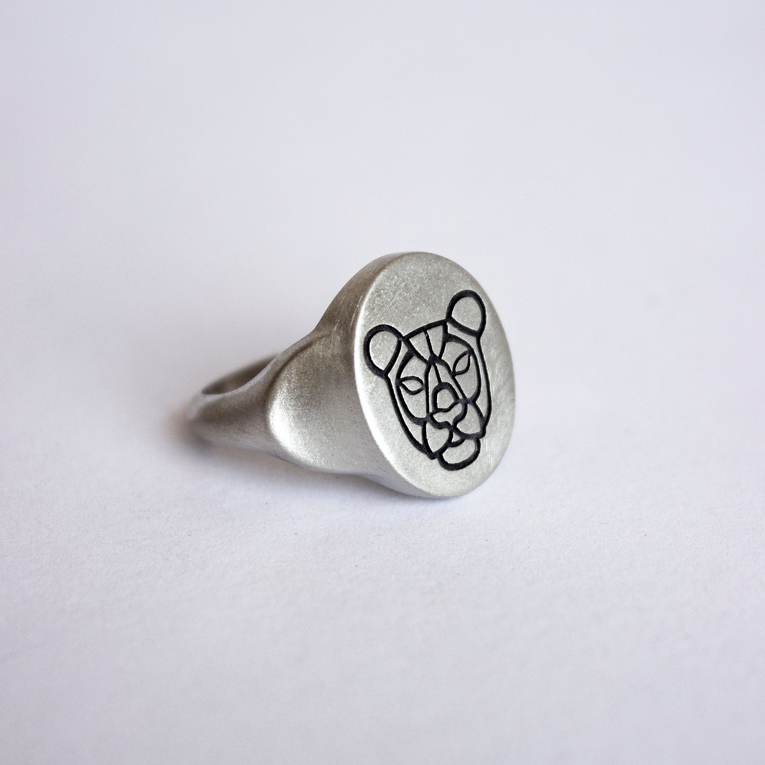 ELINA GLEIZER  Rings Signet Lioness Ring