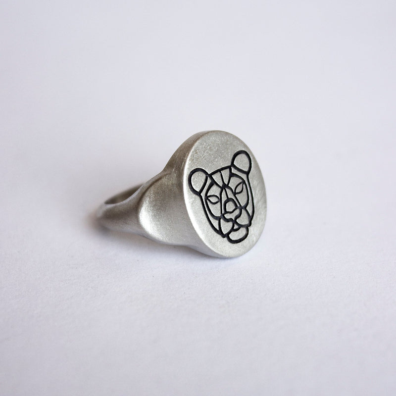 ELINA GLEIZER  Rings Signet Lioness Ring