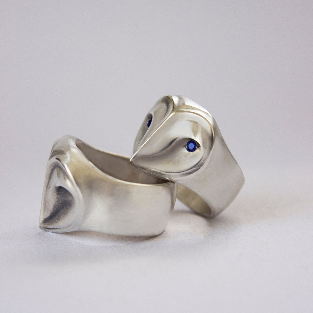Barn Owl Rig Barn Owl Ring, Sapphire Eyes Silver | Elina Gleizer