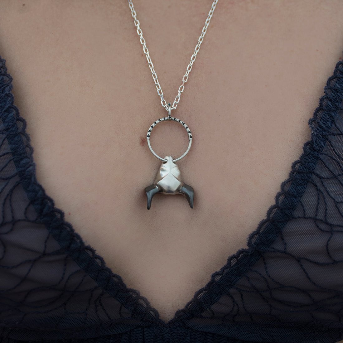 ELINA GLEIZER  Bull Necklace with Black Diamonds