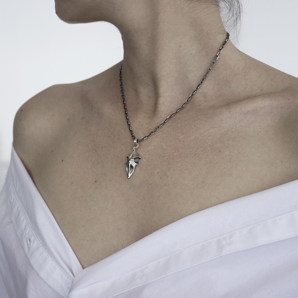 ELINA GLEIZER Jewelry Bird Skull Necklace with Black Spinel Setting