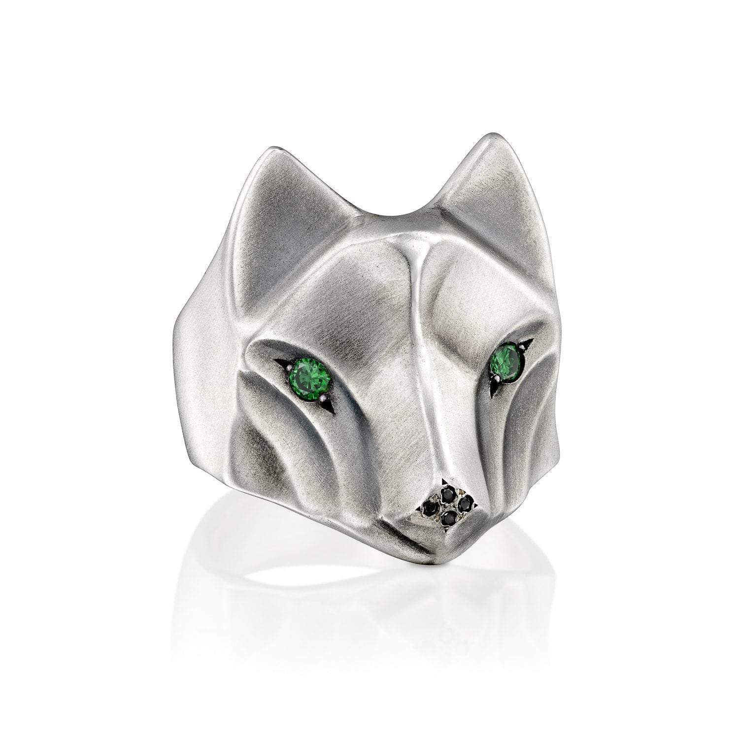 Wolf Ring with Emerald Eyes