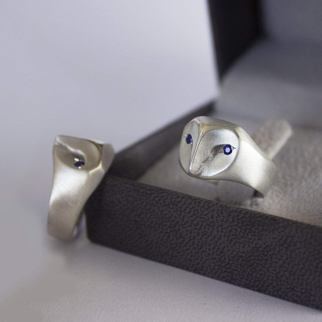 ___ Jewelry Owl Ring with blue Sapphire Eyes